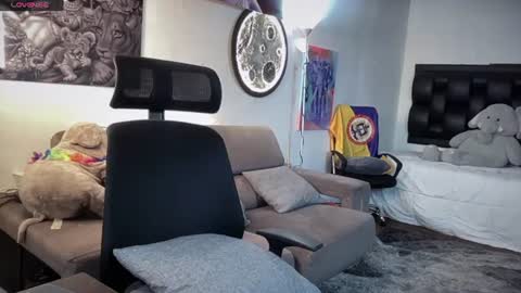 benjamincooperk online show from July 28, 7:58 am