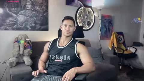 benjamincooperk online show from August 4, 12:51 am