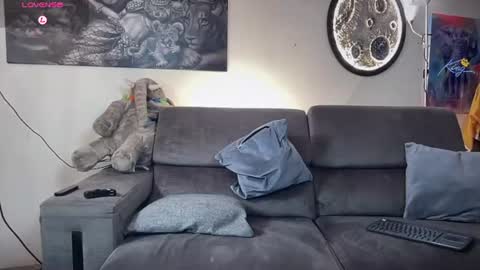 benjamincooperk online show from August 4, 4:53 am