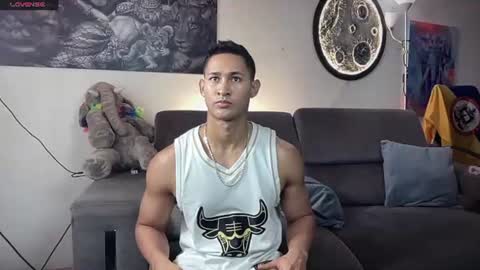 benjamincooperk online show from August 4, 2:58 pm