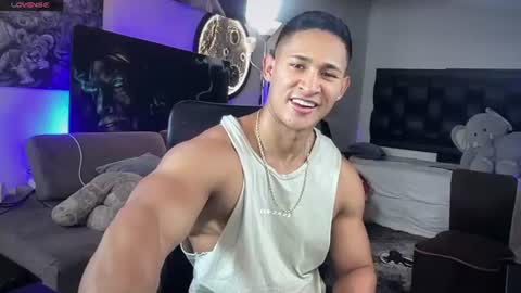 benjamincooperk online show from August 13, 7:11 am