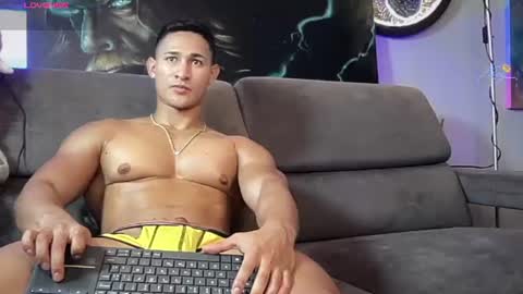benjamincooperk online show from August 14, 2:15 am