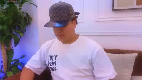 bennett_alejoo online show from August 7, 4:01 am