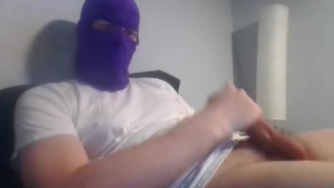 bennybueno online show from May 27, 5:31 am