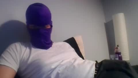 bennybueno online show from August 8, 4:23 am