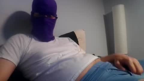 bennybueno online show from August 9, 4:46 am