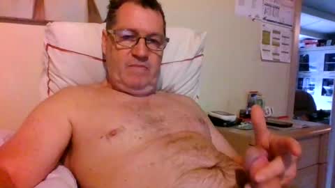 bennybutterfly007 online show from June 15, 8:12 am