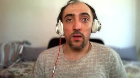 bentish online show from August 1, 11:38 am