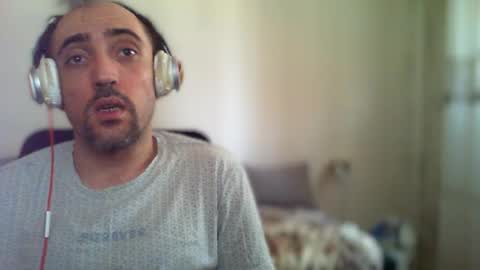 bentish online show from August 15, 8:07 am