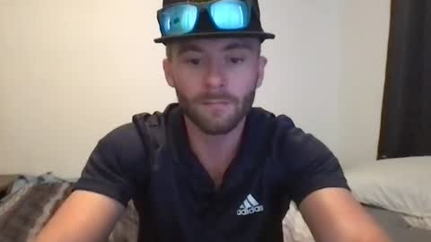 bentleysmooth online show from August 12, 2:25 am