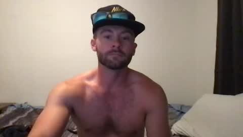 bentleysmooth online show from August 12, 3:31 am
