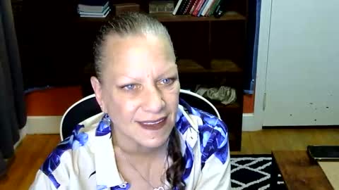 DeniseDavid online show from March 7, 1:35 am