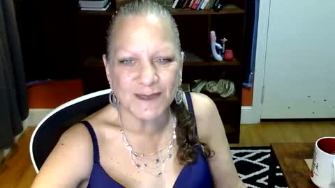 DeniseDavid online show from March 8, 2:41 am