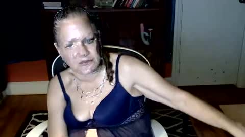 DeniseDavid online show from March 8, 5:19 pm