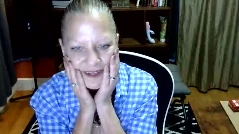DeniseDavid online show from March 11, 4:09 am