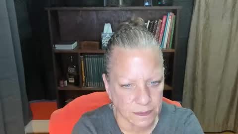 DeniseDavid online show from April 30, 2:14 am