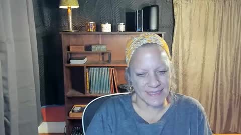 DeniseDavid online show from May 20, 3:18 am