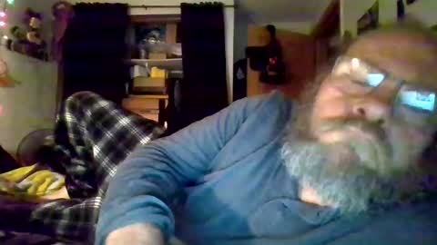 bergeeric1970 online show from April 22, 5:21 am