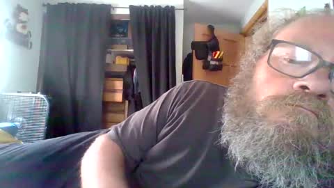 bergeeric1970 online show from June 8, 5:41 pm