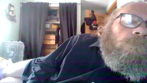 bergeeric1970 online show from June 14, 4:37 pm