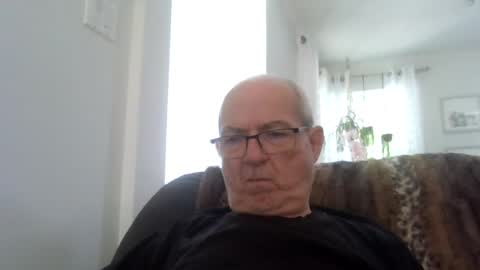 bernard1102 online show from July 14, 1:03 pm