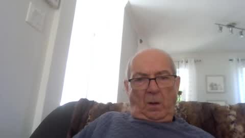bernard1102 online show from July 17, 1:33 pm