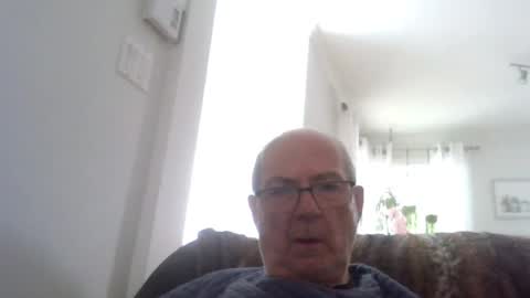 bernard1102 online show from July 22, 1:57 pm