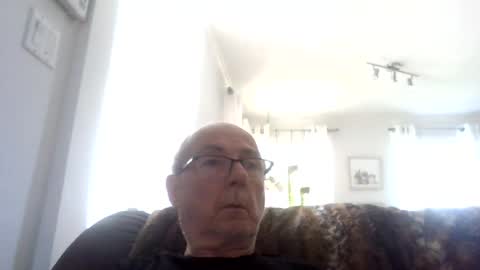 bernard1102 online show from August 5, 4:16 pm