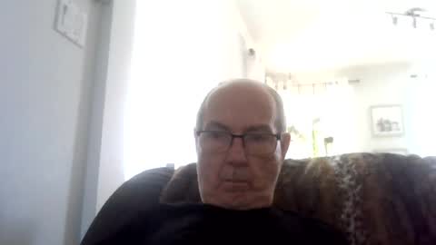 bernard1102 online show from August 5, 5:44 pm