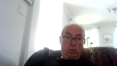 bernard1102 online show from August 8, 3:34 pm
