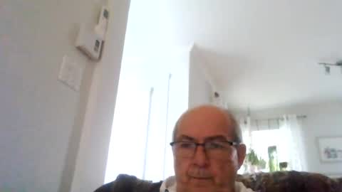 bernard1102 online show from August 11, 11:23 am