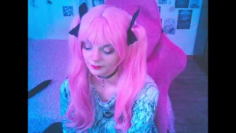 BerrieKitten online show from May 1, 10:47 pm