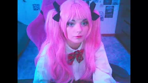 BerrieKitten online show from July 17, 10:10 pm