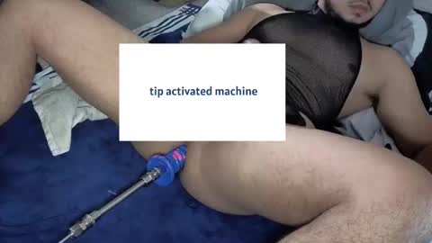 berriess_ online show from June 2, 11:52 pm