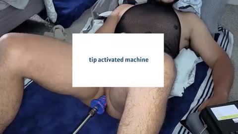 berriess_ online show from June 3, 1:59 pm