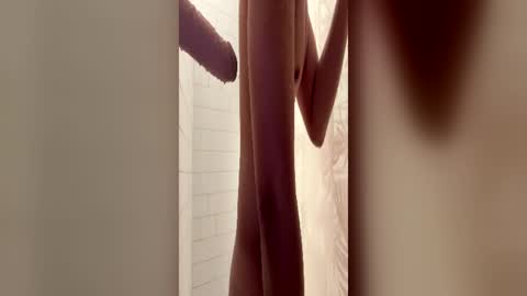 berriess_ online show from July 7, 9:35 am