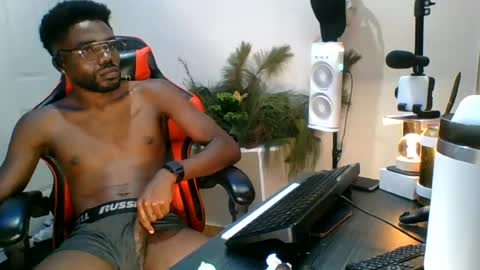 Suamys online show from August 2, 9:16 am