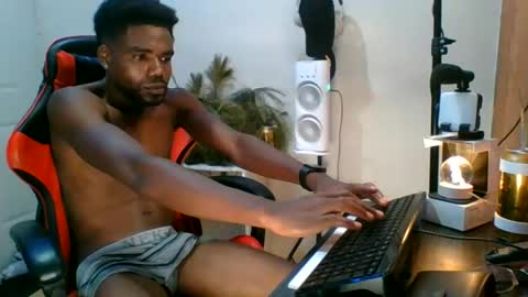 Suamys online show from August 5, 5:38 am