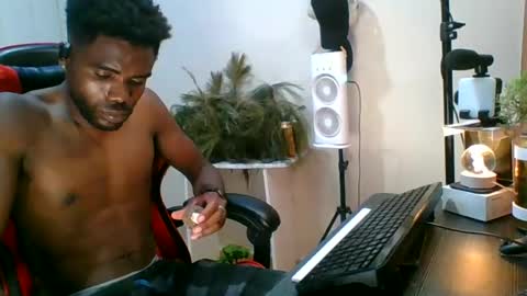 Suamys online show from August 5, 7:39 am
