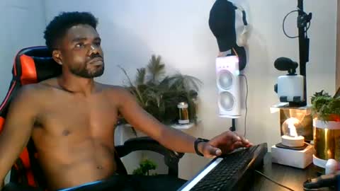 Suamys online show from August 11, 4:47 am