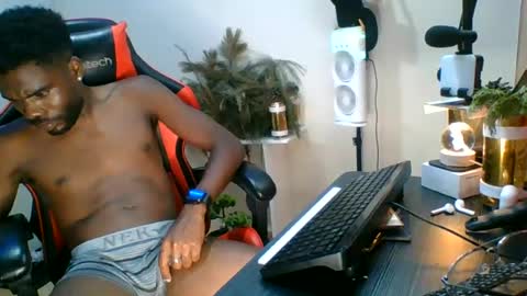 Suamys online show from August 12, 6:38 am