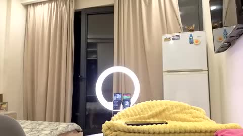best_ass2000 online show from May 27, 12:12 am