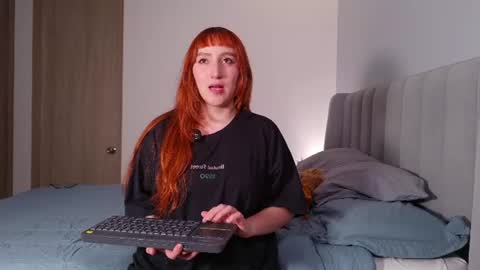 Elizabeth   online show from July 22, 11:51 pm