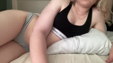 betteketty online show from May 23, 9:34 am