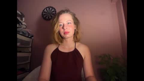 Betty online show from August 11, 8:33 pm