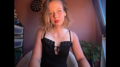 Betty online show from August 15, 6:12 pm