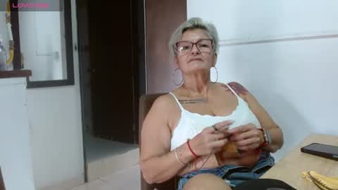 bibiana online show from August 15, 5:50 pm