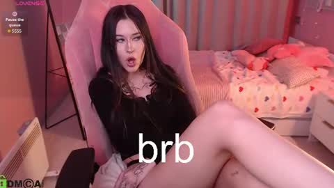 Katie online show from August 9, 3:57 pm