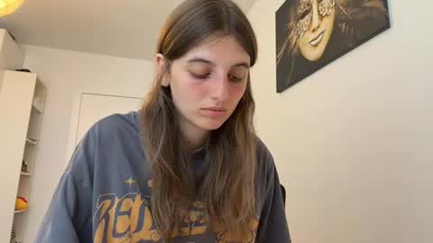 Lina online show from August 6, 4:28 pm