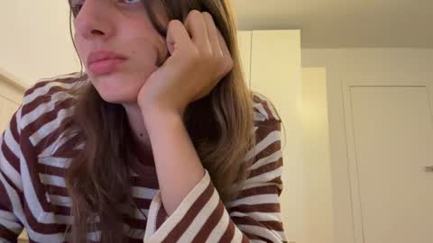 Lina online show from August 9, 6:09 pm